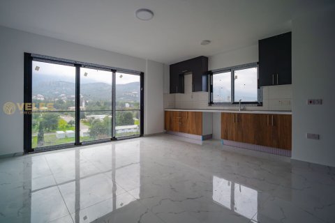 Продажа квартиры  в Гирне, Северный Кипр 2+1, 80м2, №214141 – фото 14