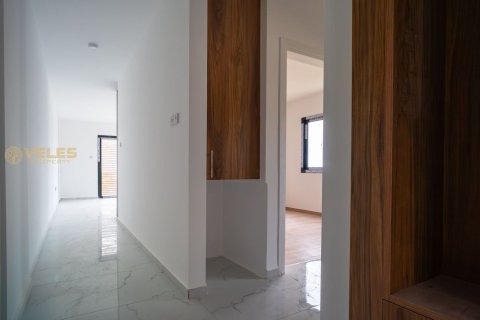 Продажа квартиры  в Гирне, Северный Кипр 2+1, 80м2, №214141 – фото 11