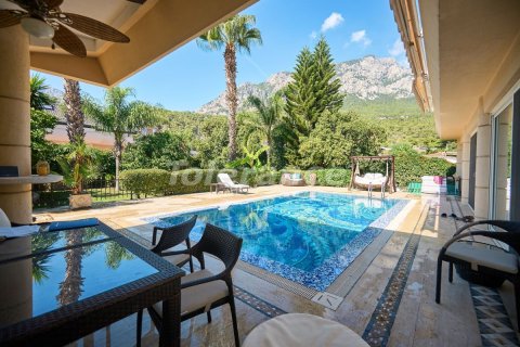 4+2 Villa  i Kemer, Antalya, Tyrkiet Nr. 238815 - 5