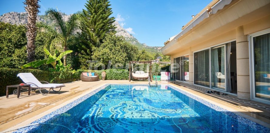 4+2 Villa  i Kemer, Antalya, Tyrkiet Nr. 238815