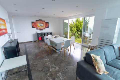 Villa for sale in Alanya, Antalya, Turkey, 4 bedrooms, 225m2, No. 238226 – photo 17