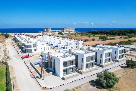 3+1 Villa in Catalkoy, Girne, Nr. 213904 - 3