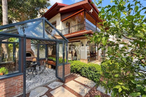 Villa for sale  in Alanya, Antalya, Turkey, 4 bedrooms, 300m2, No. 238285 – photo 3