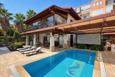 4+2 Villa  in Alanya, Antalya, Turkey No. 238285