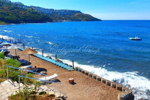 2+1 Apartment  in Bodrum, Mugla, Turkey No. 238253