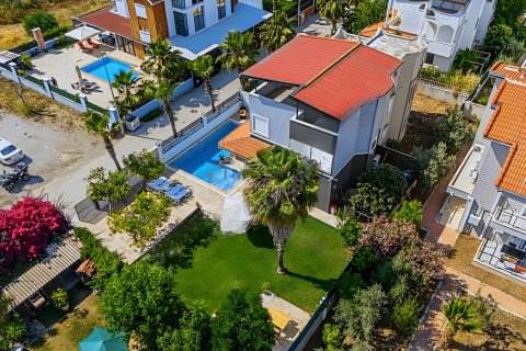 ویلا در  Antalya ، ترکیه 3 خوابه ، 200 متر مربع.  شماره 238304 - 3