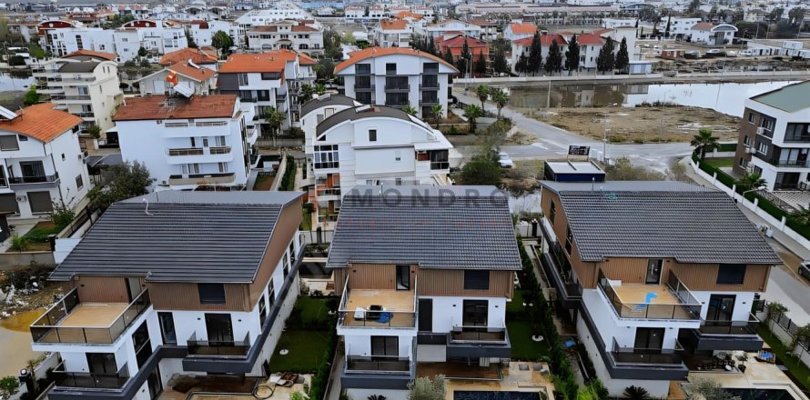 Villa 5+1 Antalya, Türkiye №238672