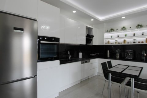 2+1 Lägenhet  i Kestel, Antalya, Turkiet Nr. 238296 - 9