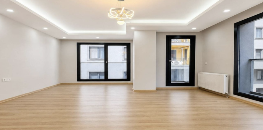 2+1 Lejlighed  i Istanbul, Tyrkiet Nr. 238342