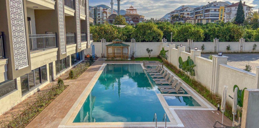 1+1 Apartment in Oba, Antalya, Turkey No. 238707