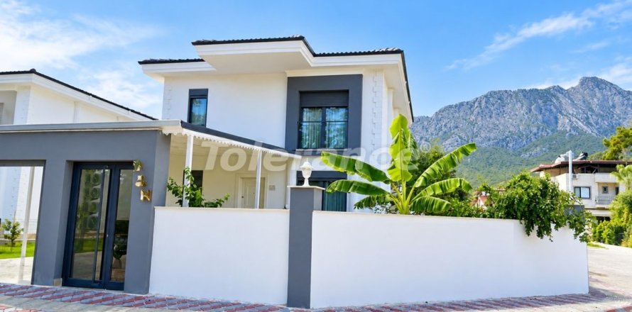 4+1 Villa  i Kemer, Antalya, Tyrkia Nr. 226357