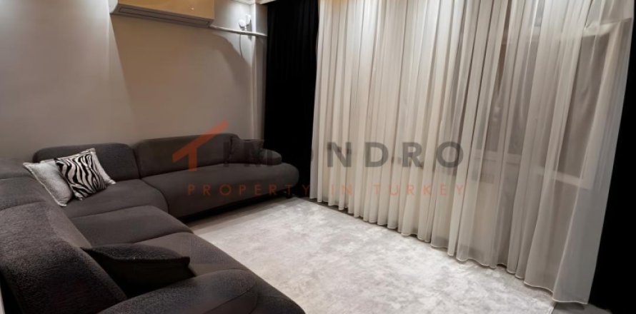 Daire  2+1  Fatih, İstanbul, Türkiye №238539