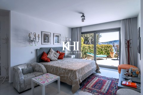 8+1 Villa in Gundogan, Mugla, Türkei Nr. 215657 - 21
