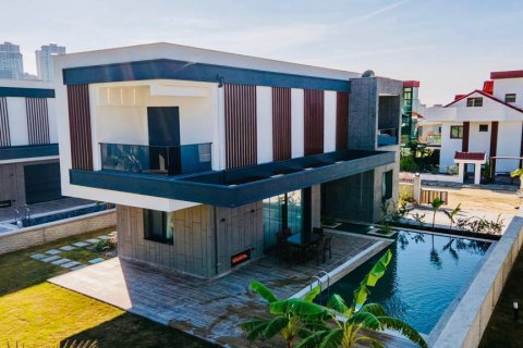 Продажа виллы  в Кушадасы, Айдыне, Турция 4+1, 540м2, №215725 – фото 10