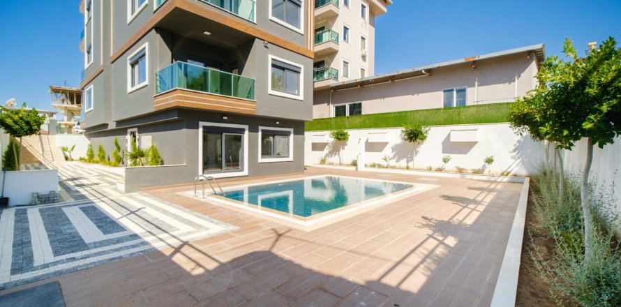 2+1 Lägenhet  i Oba, Antalya, Turkiet Nr. 92182