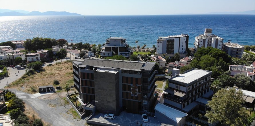 در  Kusadasi ، ترکیه 80 متر مربع.  شماره 228651