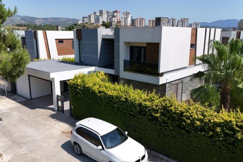  در  Kusadasi ، ترکیه 140 متر مربع.  شماره 228661 - 16