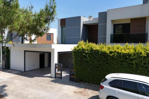  در  Kusadasi ، ترکیه 140 متر مربع.  شماره 228661 - 14