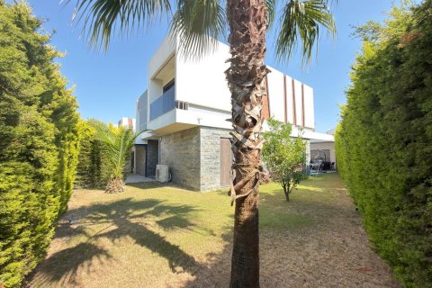  در  Kusadasi ، ترکیه 140 متر مربع.  شماره 228661 - 17