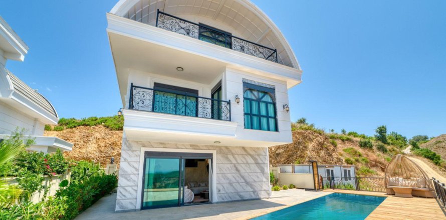 Villa 5+1 Alanya, Antalya, Türkiye №215228
