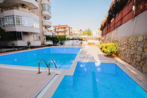 Daire  2+1  Oba, Antalya, Türkiye №91772