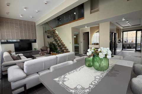  در  Kusadasi ، ترکیه 100 متر مربع.  شماره 228653 - 2