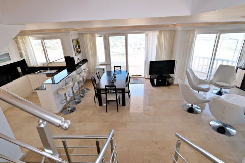 4+1 Villa  i Kargicak, Alanya, Antalya, Tyrkia Nr. 134252 - 6