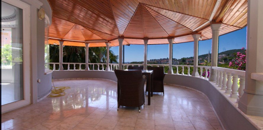 Villa  3+2  Oba, Antalya, Türkiye №136236