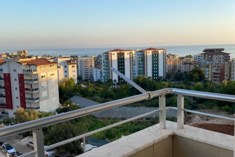 آپارتمان در Tosmur،  Alanya ، ترکیه 5 خوابه ، 250 متر مربع.  شماره 101479