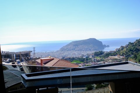 4+1 Apartment in Tepe, Alanya, Antalya, Turkey No. 97998