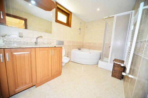 Villa for sale  in Kestel, Antalya, Turkey, 4 bedrooms, 225m2, No. 102466 – photo 21