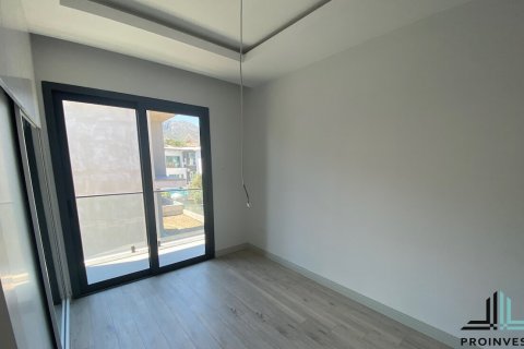 3+1 Villa  in Catalkoy, Girne,  Nr. 90553 - 14