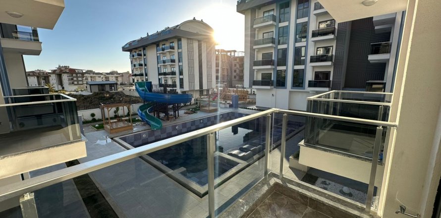1+1 Lägenhet i Oba, Antalya, Turkiet Nr. 103003