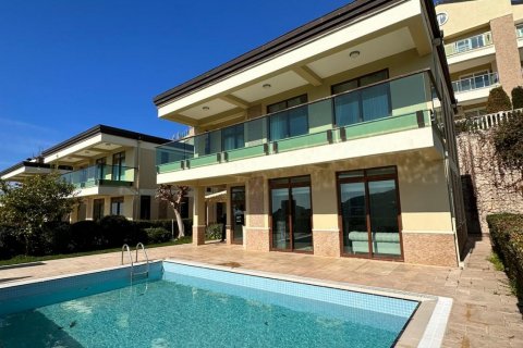 3+1 Villa in Mahmutlar, Antalya, Turkey No. 100755