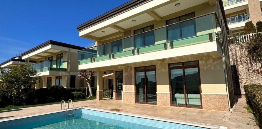3+1 Villa i Mahmutlar, Antalya, Tyrkia Nr. 100755