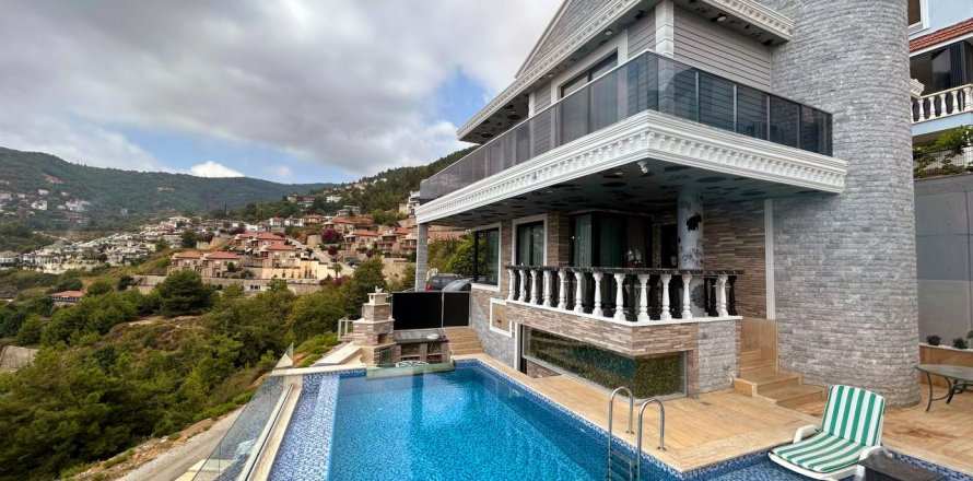 3+1 Villa  i Tepe, Alanya, Antalya, Tyrkia Nr. 136847