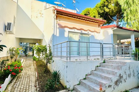 2+1 Villa in Kusadasi, Aydin, Turkey No. 215726