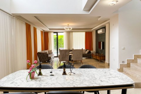 5+1 Villa in Oludeniz, Mugla, Türkei Nr. 213276 - 10