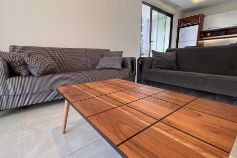 1+1 Lägenhet  i Mahmutlar, Antalya, Turkiet Nr. 97105 - 3