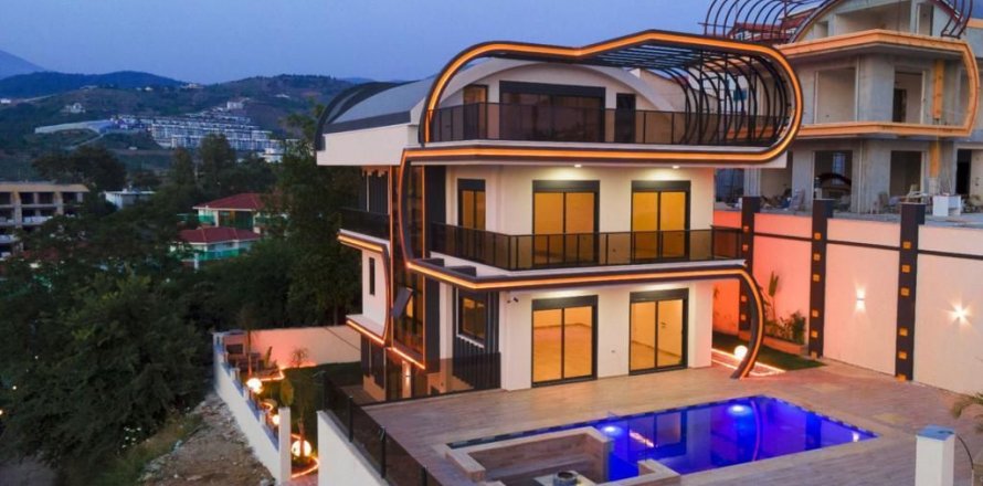 5+1 Villa i Kargicak, Alanya, Antalya, Tyrkiet Nr. 136058