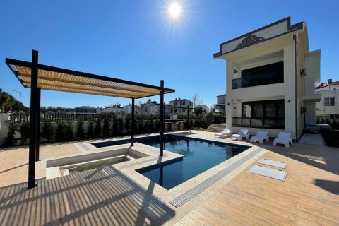 5+1 Villa in Belek, Antalya, Turkey No. 88170