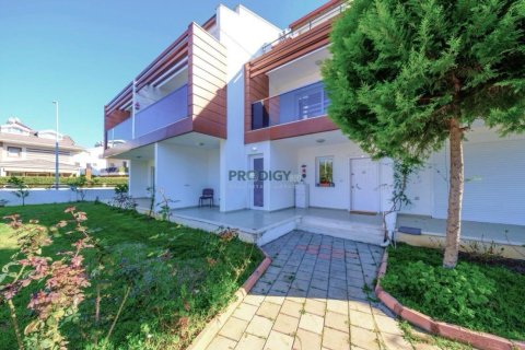 2+1 Lägenhet i Fethiye, Mugla, Turkiet Nr. 225506 - 2