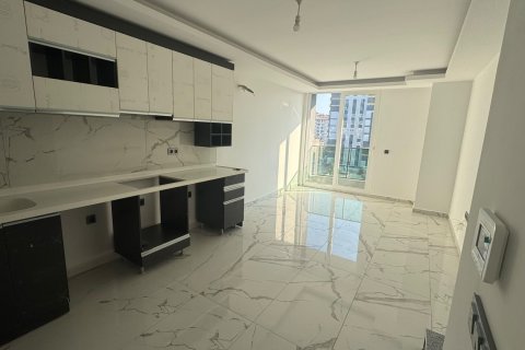2+1 Leilighet i Mahmutlar, Antalya, Tyrkia Nr. 237569 - 9
