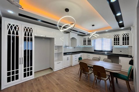 3+1 Lägenhet i Mersin, Turkiet Nr. 95332 - 8