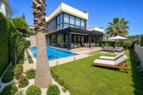 for sale  in Kusadasi, Aydin, Turkey, 4 bedrooms, 250m2, No. 226807 – photo 2