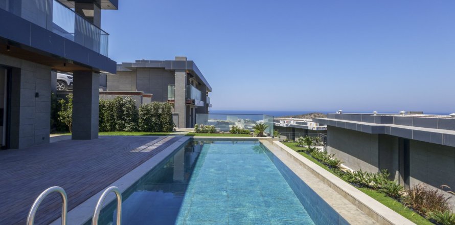 4+1 Villa  in Yalikavak, Mugla, Turkey No. 226846