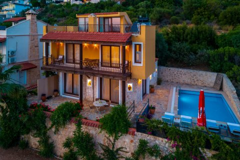 2+1 Villa in Kalkan, Antalya, Türkei Nr. 215475 - 17