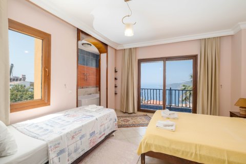2+1 Villa in Kalkan, Antalya, Türkei Nr. 215475 - 16