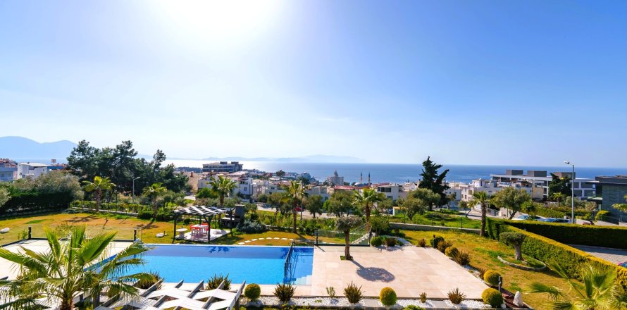  در  Kusadasi ، ترکیه 140 متر مربع.  شماره 228660