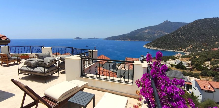 2+1 Wohnung  in Kalkan, Antalya, Türkei Nr. 226690